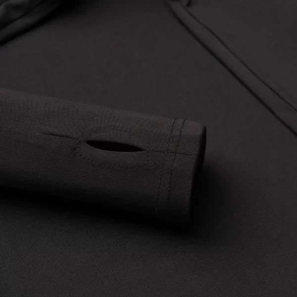 Czarny longsleeve męski TEQERS™ z kolekcji odzieży teqball z logo marki.