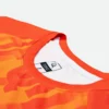 Koszulka TEQBALL™ Pomarańczowa z Logotypem na Modelu